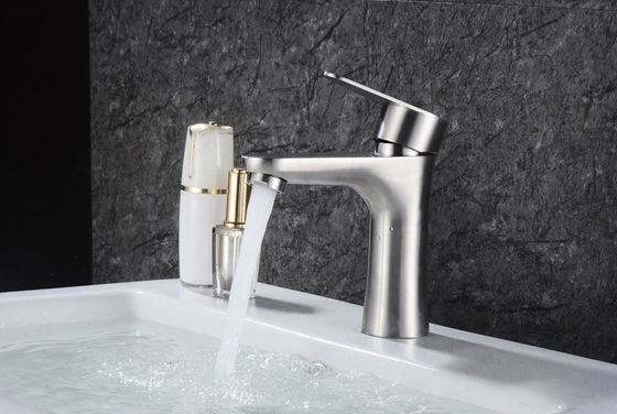 OEM Koruyucu Fırçalanmış Çelik Banyo Muslukları Nikel Yüzey